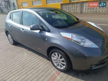 Авто Nissan Leaf 2015 № 7426871