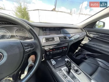 Авто BMW 7 Series 2008 № 7427003