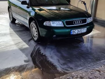 Авто Audi A4 1999 № 7427312