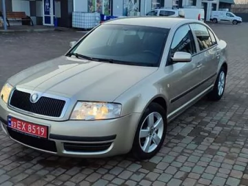 Авто Skoda Superb 2003 № 7427471