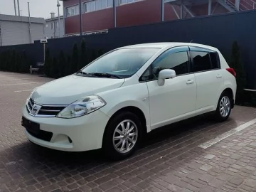 Авто Nissan Tiida 2010 № 7428336