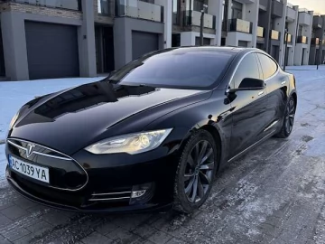 Авто Tesla Model S 2013 № 7428579
