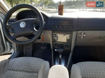 Авто Volkswagen Jetta 2002 № 7428850