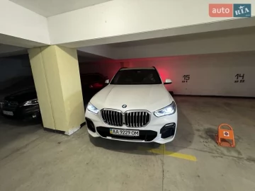 Авто BMW X5 2020 № 7429376
