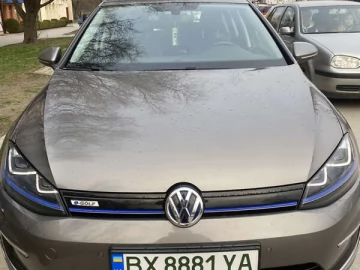 Авто Volkswagen E-Golf 2015 № 7429710