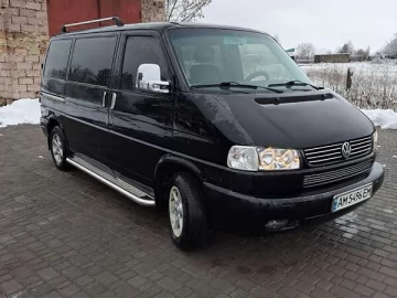 Авто Volkswagen Transporter 2000 № 7429773