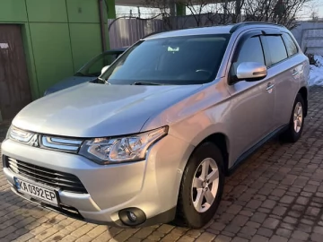Авто Mitsubishi Outlander Xl 2012 № 7429880