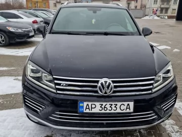 Авто Volkswagen Touareg 2015 № 7430447