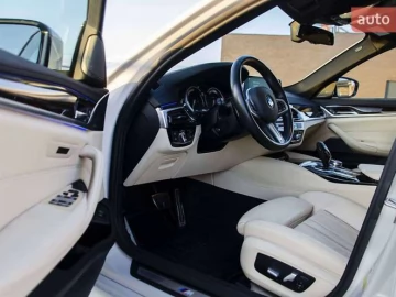 Авто BMW 5 Series 2018 № 7430452