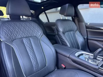 Авто BMW 7 Series 2018 № 7430465