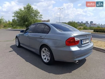 Авто BMW 3 Series 2005 № 7430870