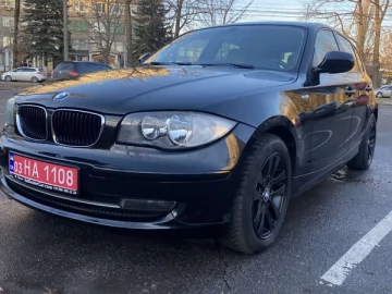 Авто BMW 1 Series 2010 № 7431013