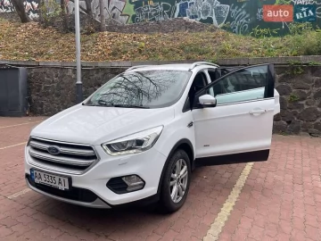 Авто Ford Kuga 2017 № 7431521