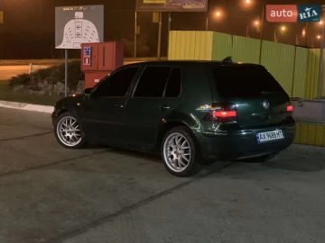 Авто Volkswagen Golf 1999 № 7431910