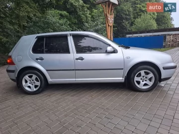 Авто Volkswagen Golf 2002 № 7431931