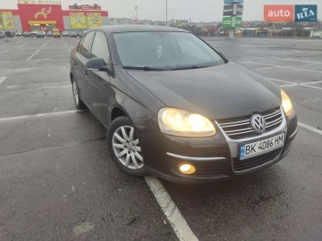 Авто Volkswagen Jetta 2009 № 7432000