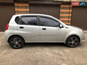 Авто Chevrolet Aveo 2011 № 7432041