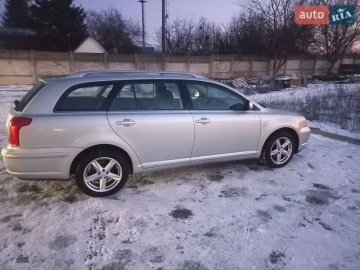 Авто Toyota Avensis 2004 № 7432108