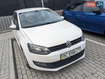 Авто Volkswagen Polo 2012 № 7432195