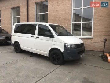 Авто Volkswagen Transporter 2010 № 7432344