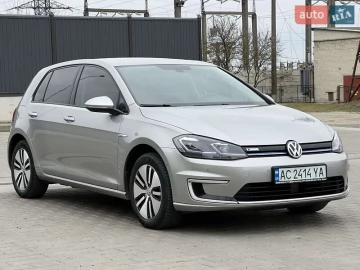 Авто Volkswagen E-Golf 2017 № 7432362