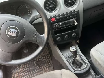 Авто SEAT Ibiza 2004 № 7433030