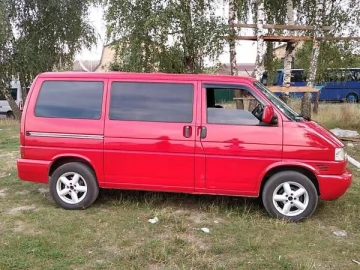 Авто Volkswagen Transporter 2000 № 7433207