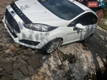 Авто Ford Fiesta 2013 № 7433209
