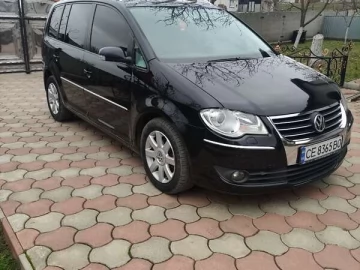 Авто Volkswagen Touran 2007 № 7433509