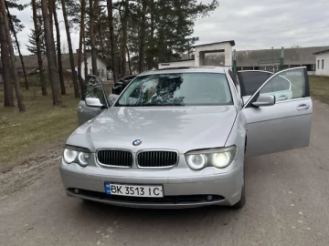 Авто BMW 7 Series 2003 № 7434019