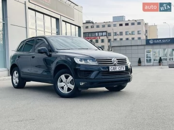 Авто Volkswagen Touareg 2015 № 7434470
