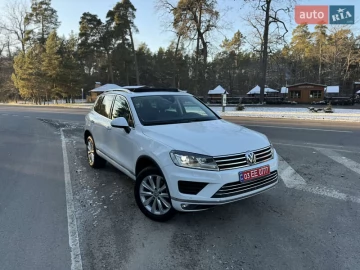 Авто Volkswagen Touareg 2015 № 7434746