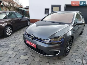 Авто Volkswagen E-Golf 2019 № 7435241
