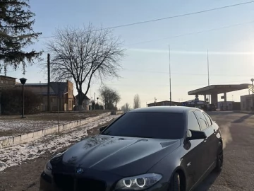 Авто BMW 5 Series 2012 № 7436097