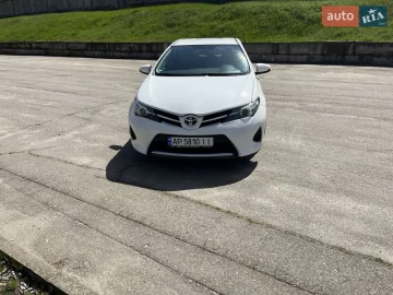 Авто Toyota Auris 2013 № 7436358