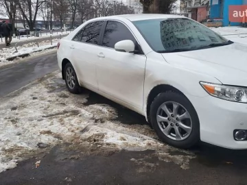 Авто Toyota Camry 2010 № 7436387