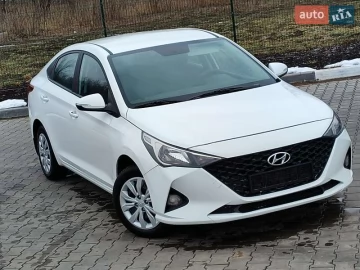 Авто Hyundai I20 2021 № 7436761