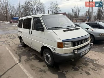 Авто Volkswagen Transporter 2000 № 7437130