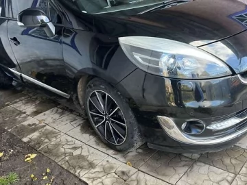 Авто Renault Scenic 2012 № 7437266