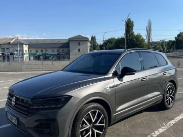 Авто Volkswagen Touareg 2023 № 7437812