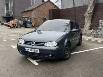 Авто Volkswagen Golf 2000 № 7437851