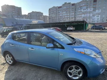 Авто Nissan Leaf 2011 № 7437861