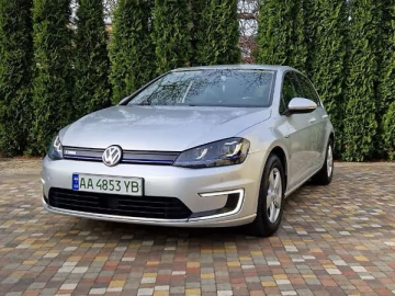 Авто Volkswagen E-Golf 2015 № 7438013
