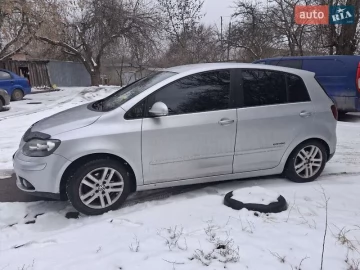 Авто Volkswagen Golf Plus 2008 № 7438996