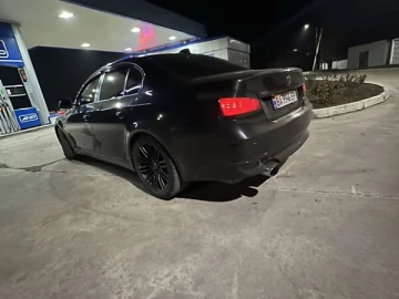 Авто BMW 5 Series 2003 № 7439062