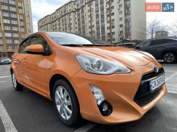 Авто Toyota Aqua 2015 № 7439093