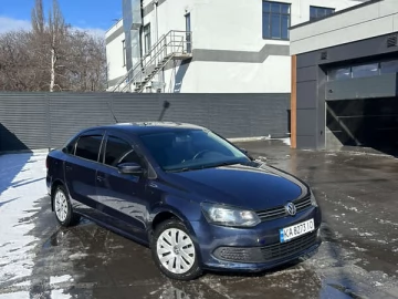 Авто Volkswagen Polo 2011 № 7439892