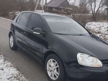 Авто Volkswagen Golf 2004 № 7439901