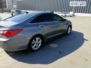 Авто Hyundai Sonata 2012 № 7440097