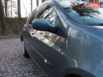 Авто Renault Clio 2006 № 7440992